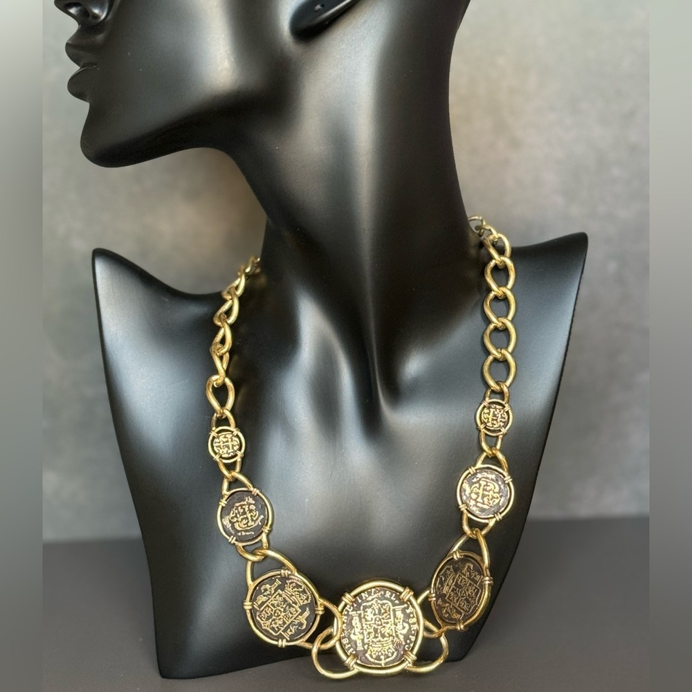 Elegant Gold Chain Necklace